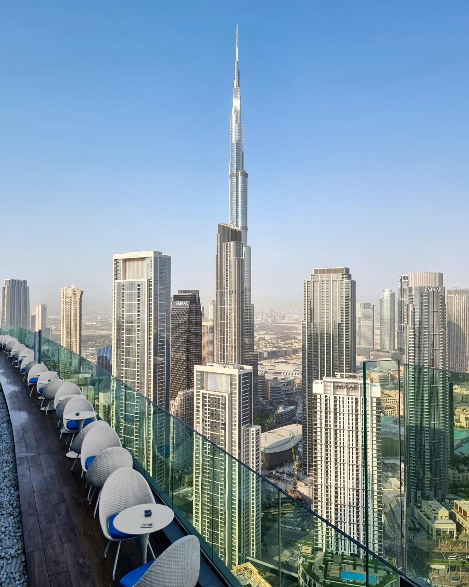 Appartement Amazing 64th Floor Infinity Pool With Burj Khalifa Views 2br In Paramount Midtown Dubai